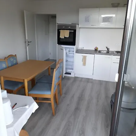 Schoene In Mit Grillplatz Und Balkon Гостевой дом