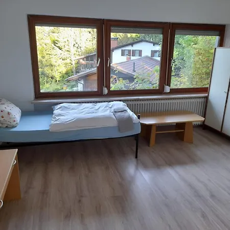 Schoene In Mit Grillplatz Und Balkon *